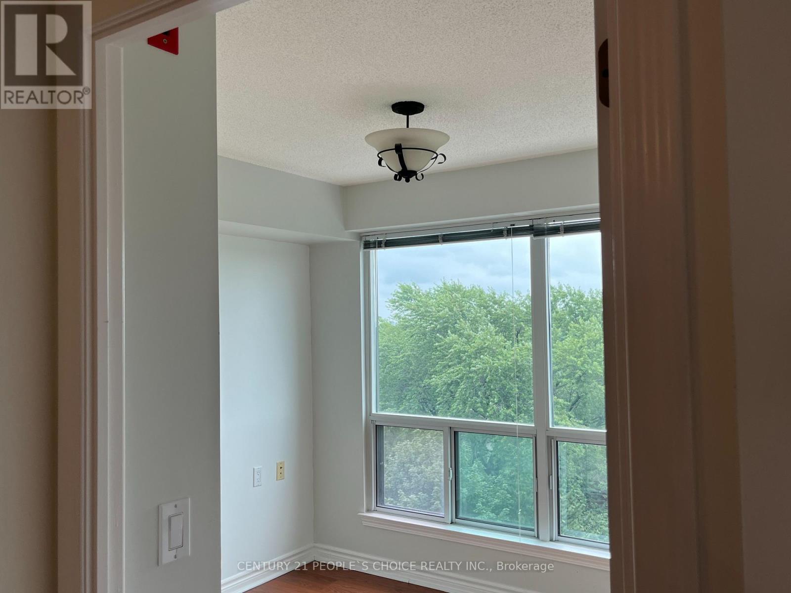 #603 935 SHEPPARD AVENUE W - 19