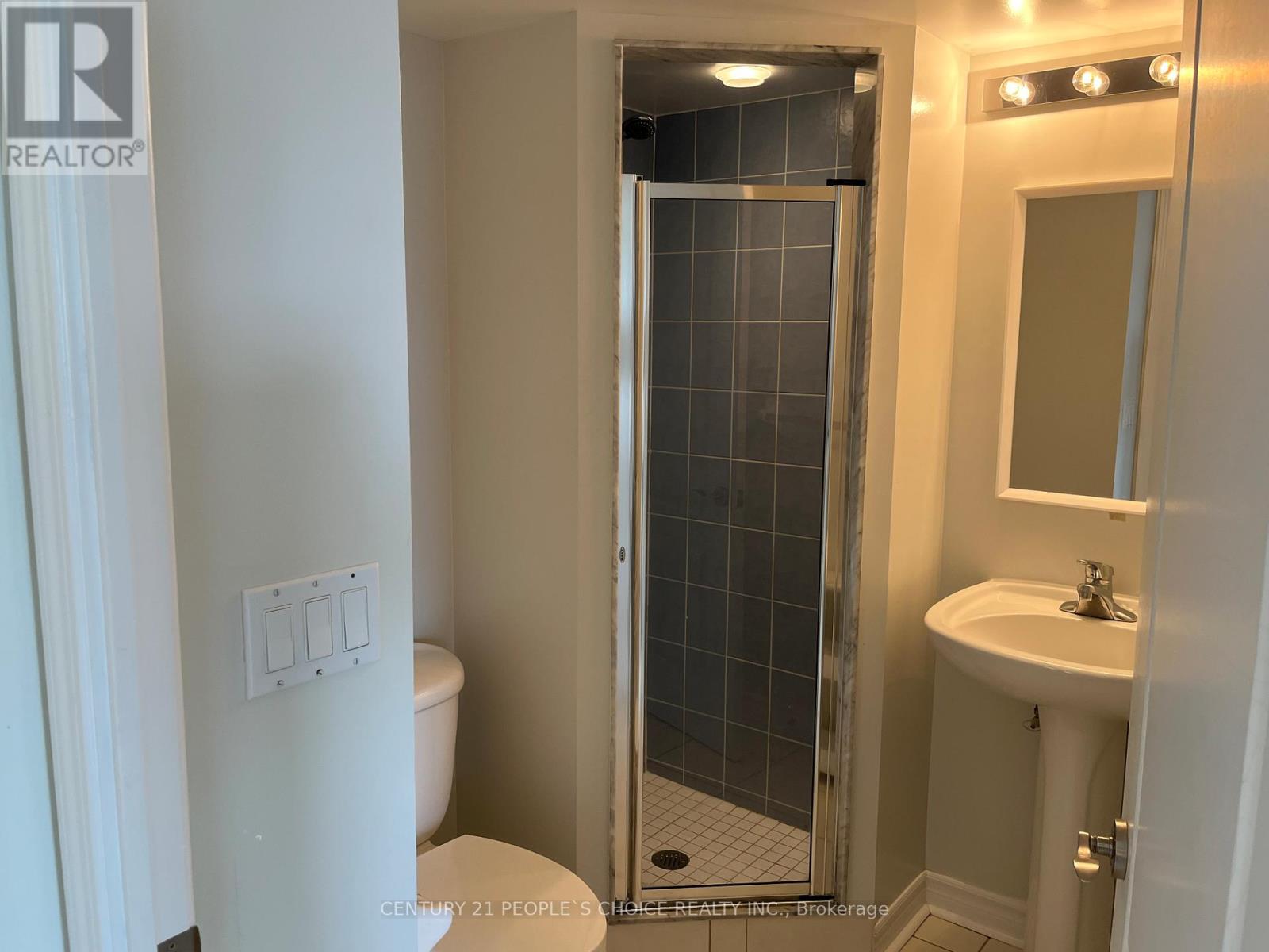 #603 935 SHEPPARD AVENUE W - 26