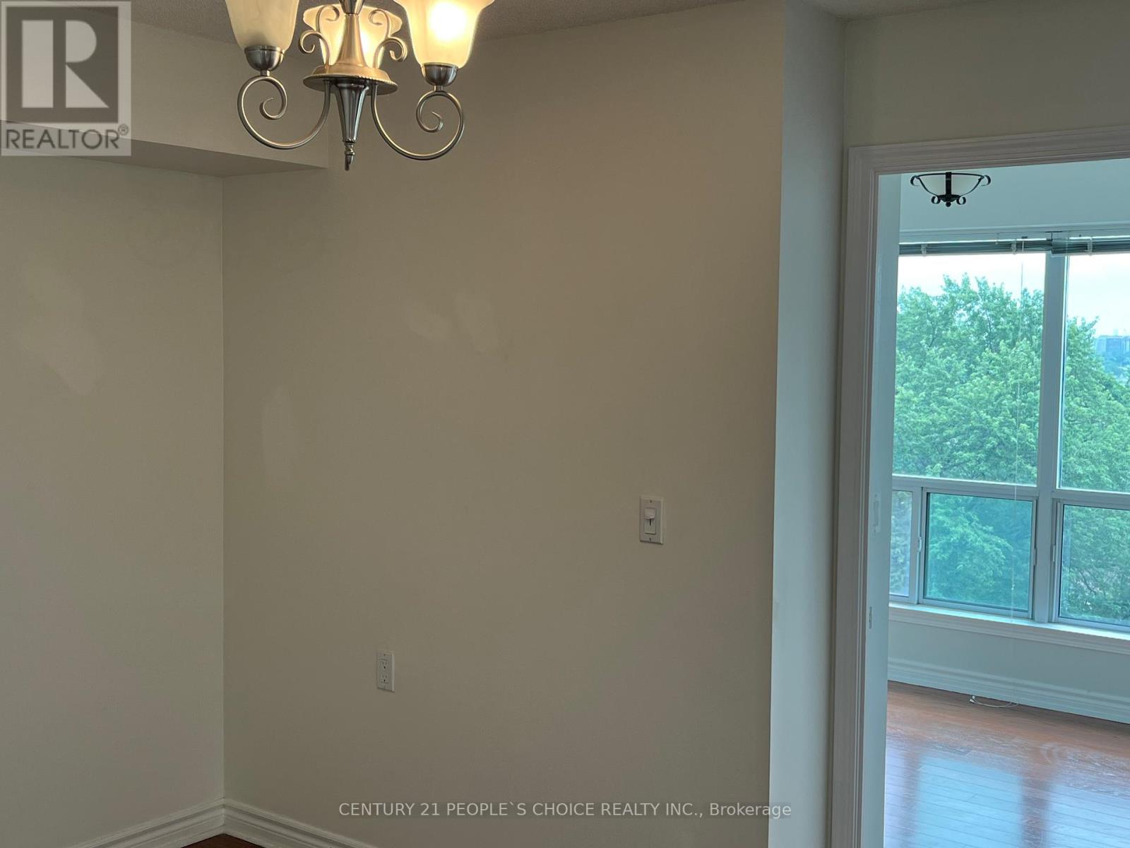 #603 935 SHEPPARD AVENUE W - 29