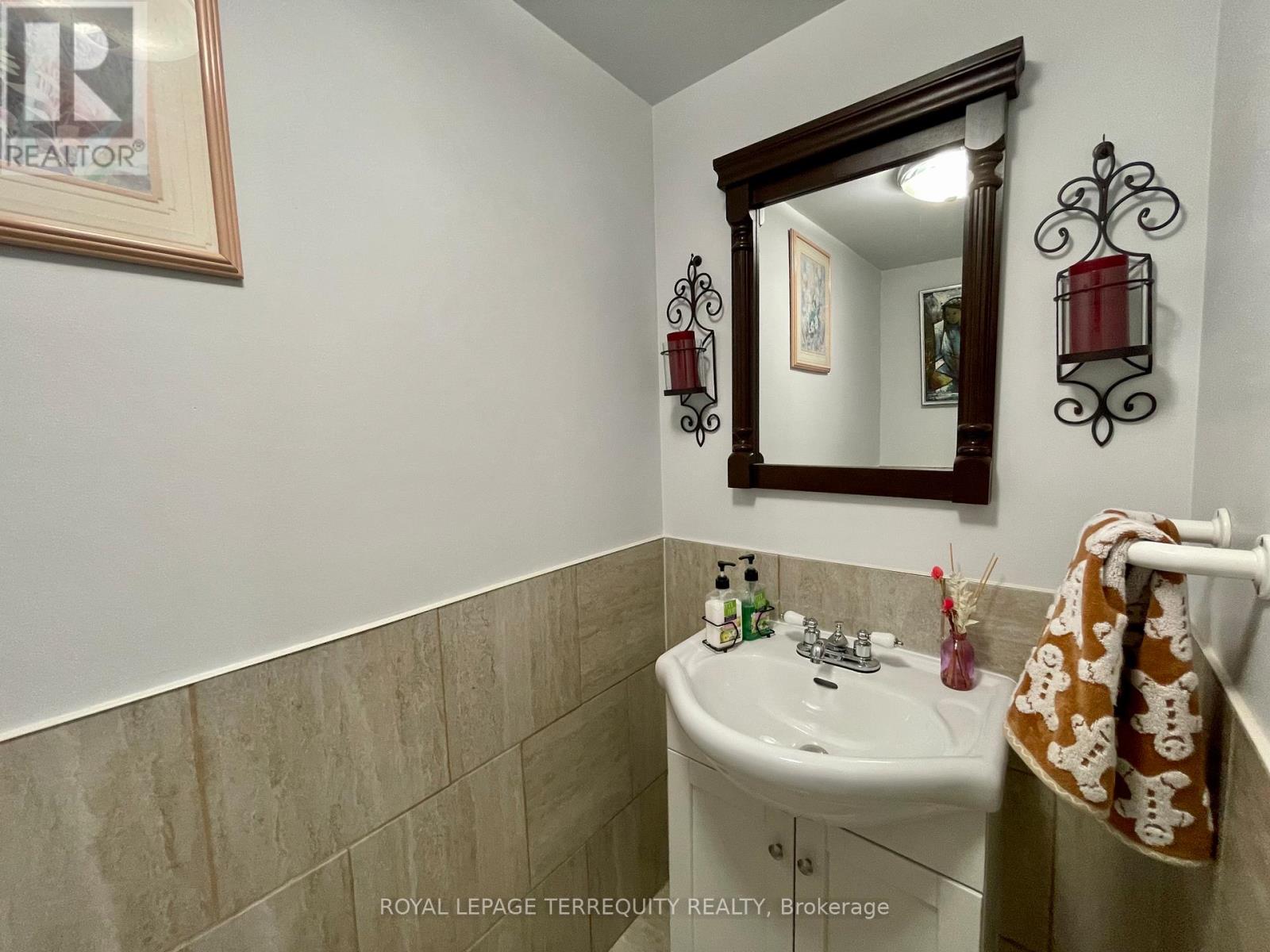 435 DREWRY AVENUE - 14