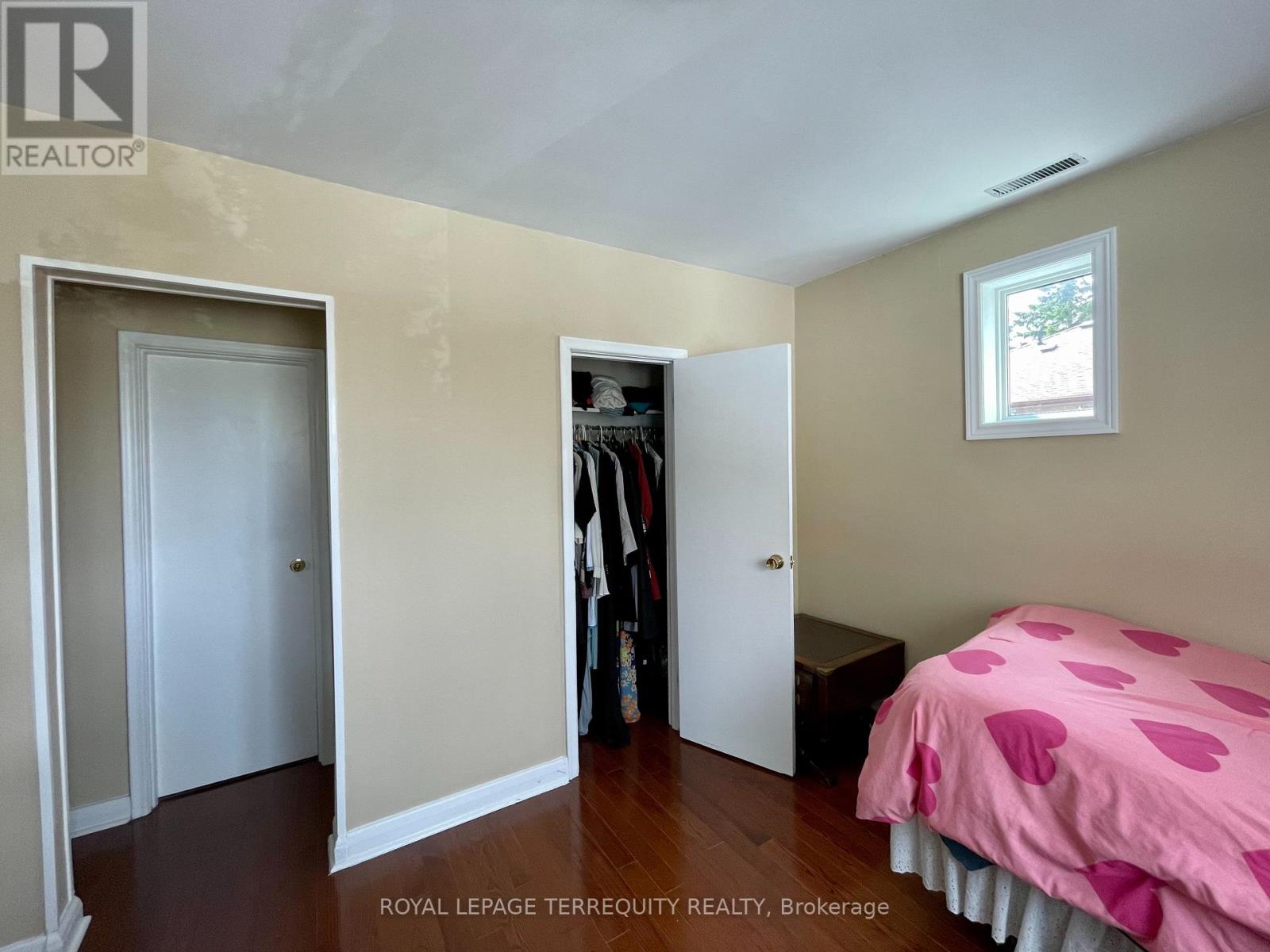 435 DREWRY AVENUE - 32