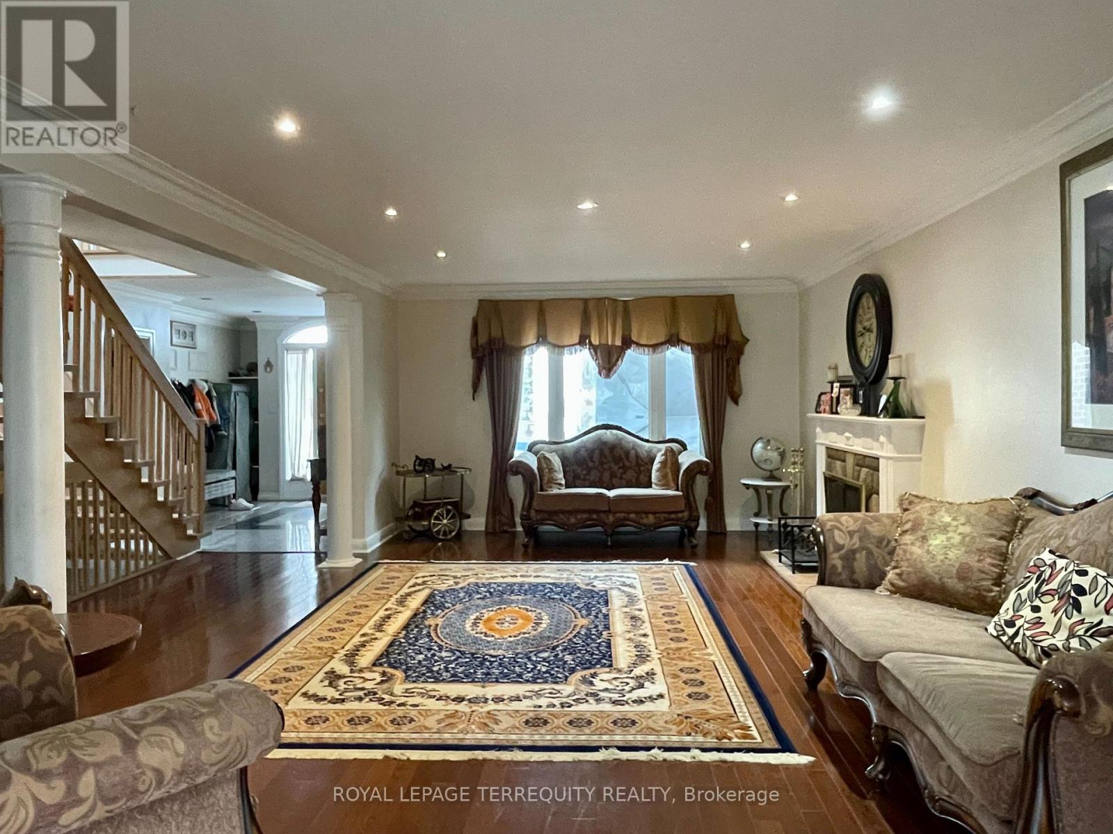 435 DREWRY AVENUE - 4