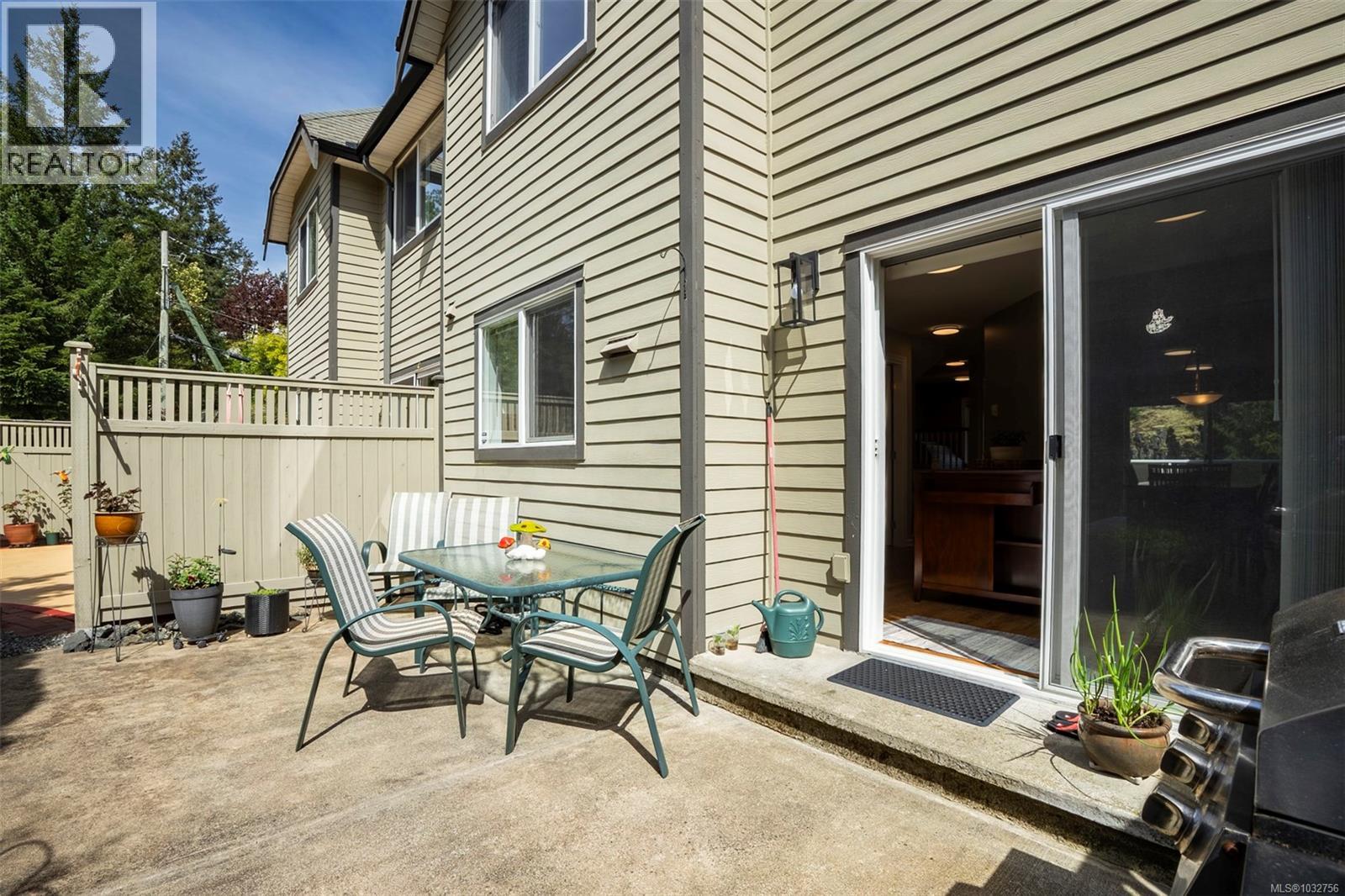 3395 Mariposa Dr - 20