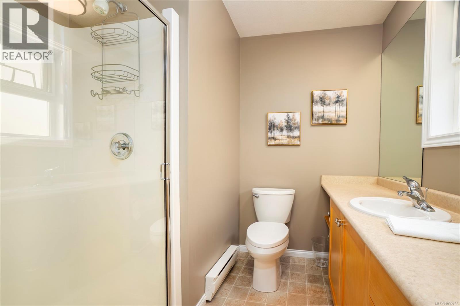 3395 Mariposa Dr - 36