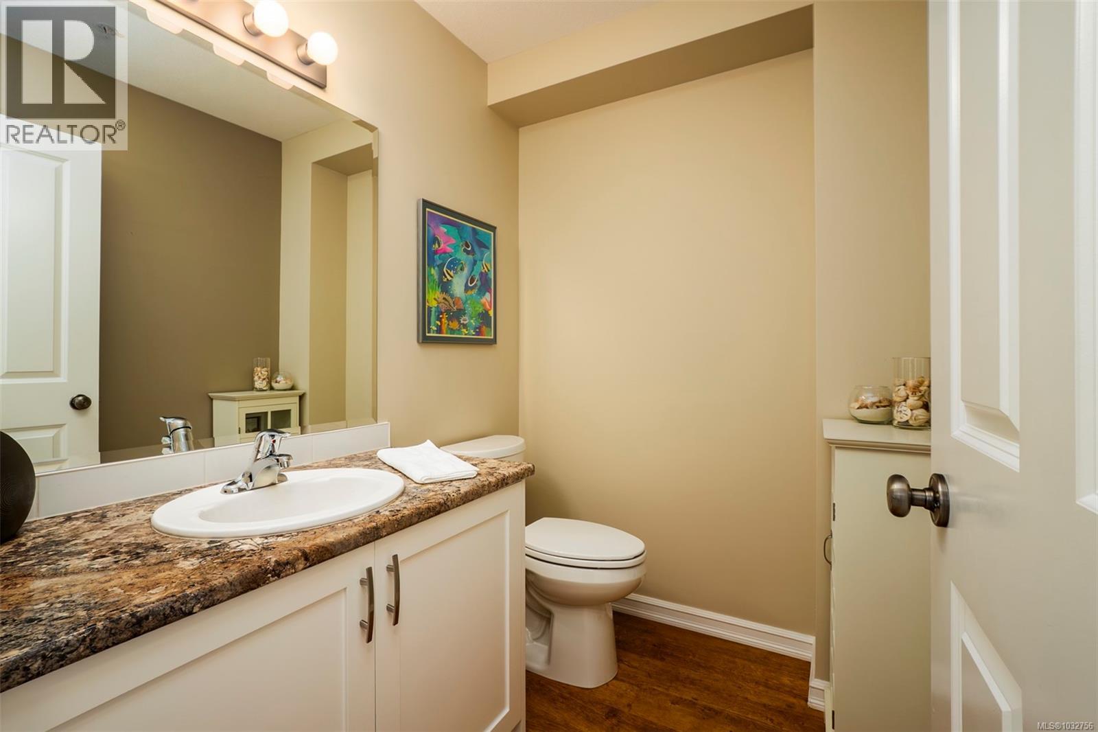 3395 Mariposa Dr - 23