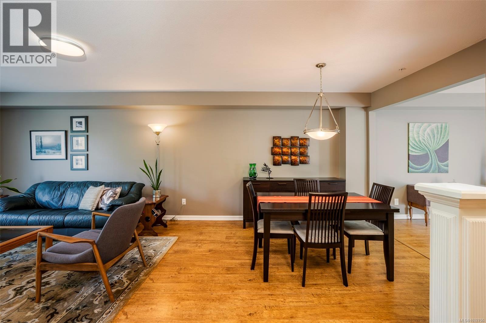 3395 Mariposa Dr - 25