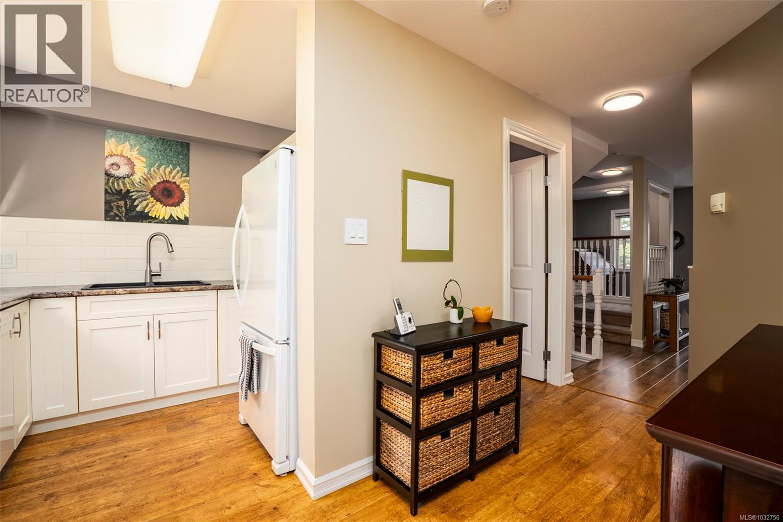 3395 Mariposa Dr - 15