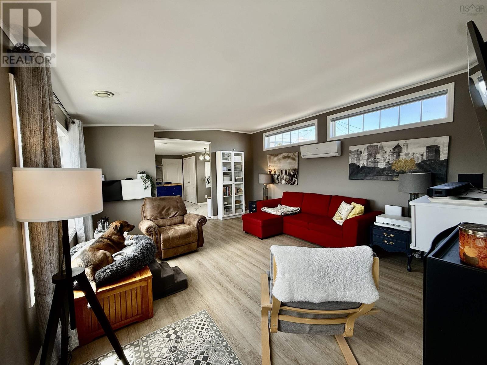 Property 10 of 27 of 8 Wilson Avenue