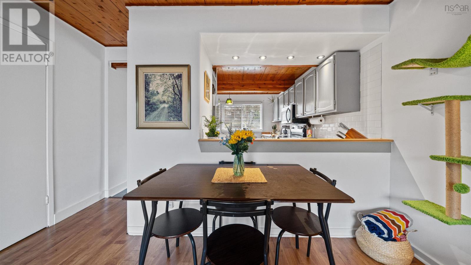 Property 17 of 49 of 107 Cavendish Road