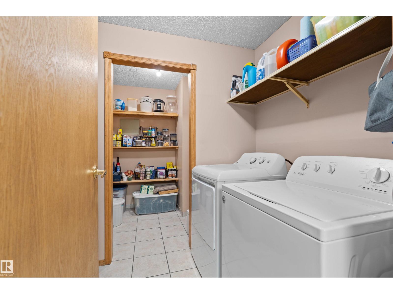 #11 10172 118 ST NW - 10