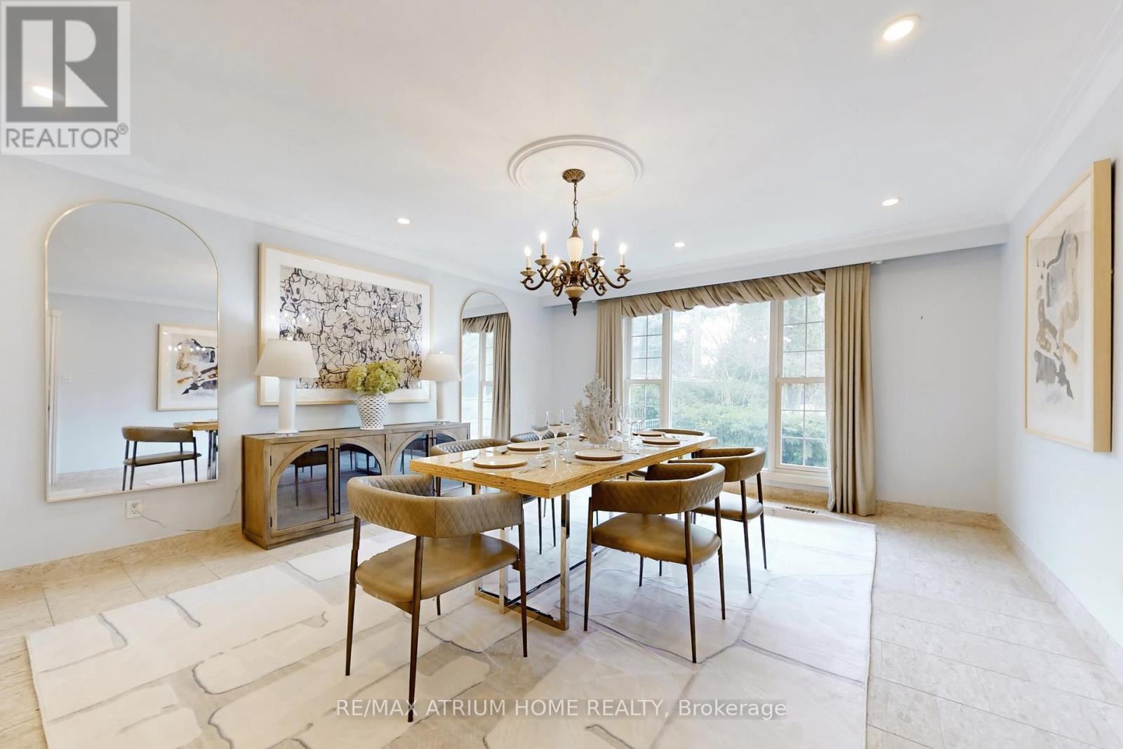 19 LIMCOMBE DRIVE - 11