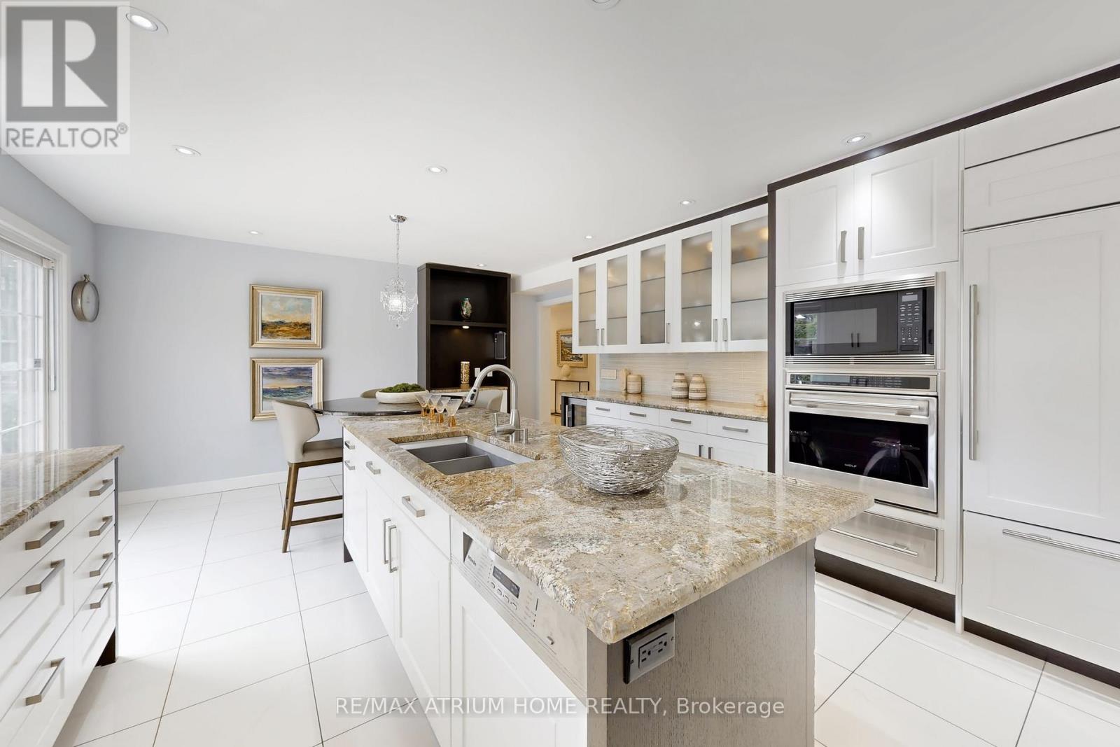 19 LIMCOMBE DRIVE - 15