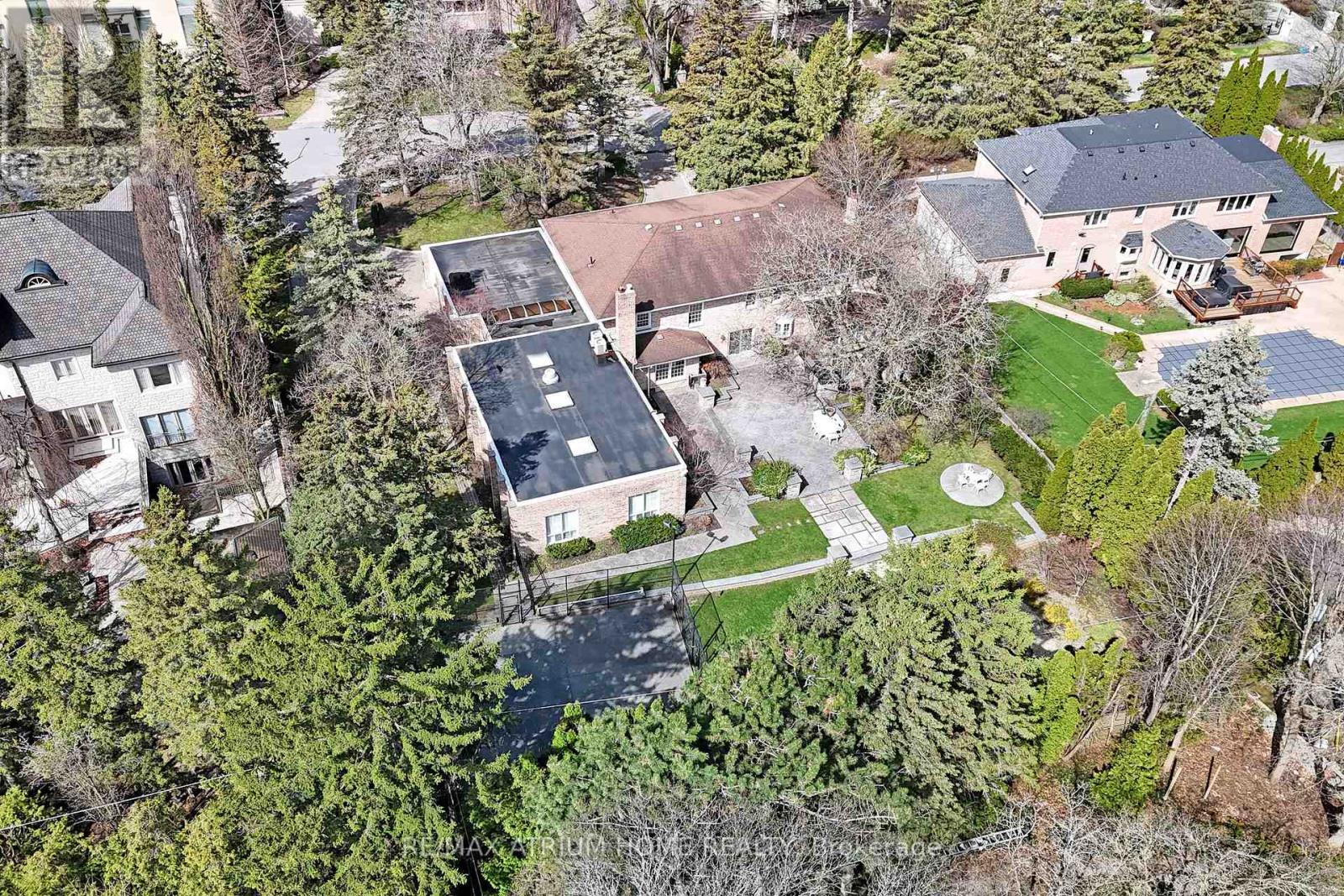 19 LIMCOMBE DRIVE - 3