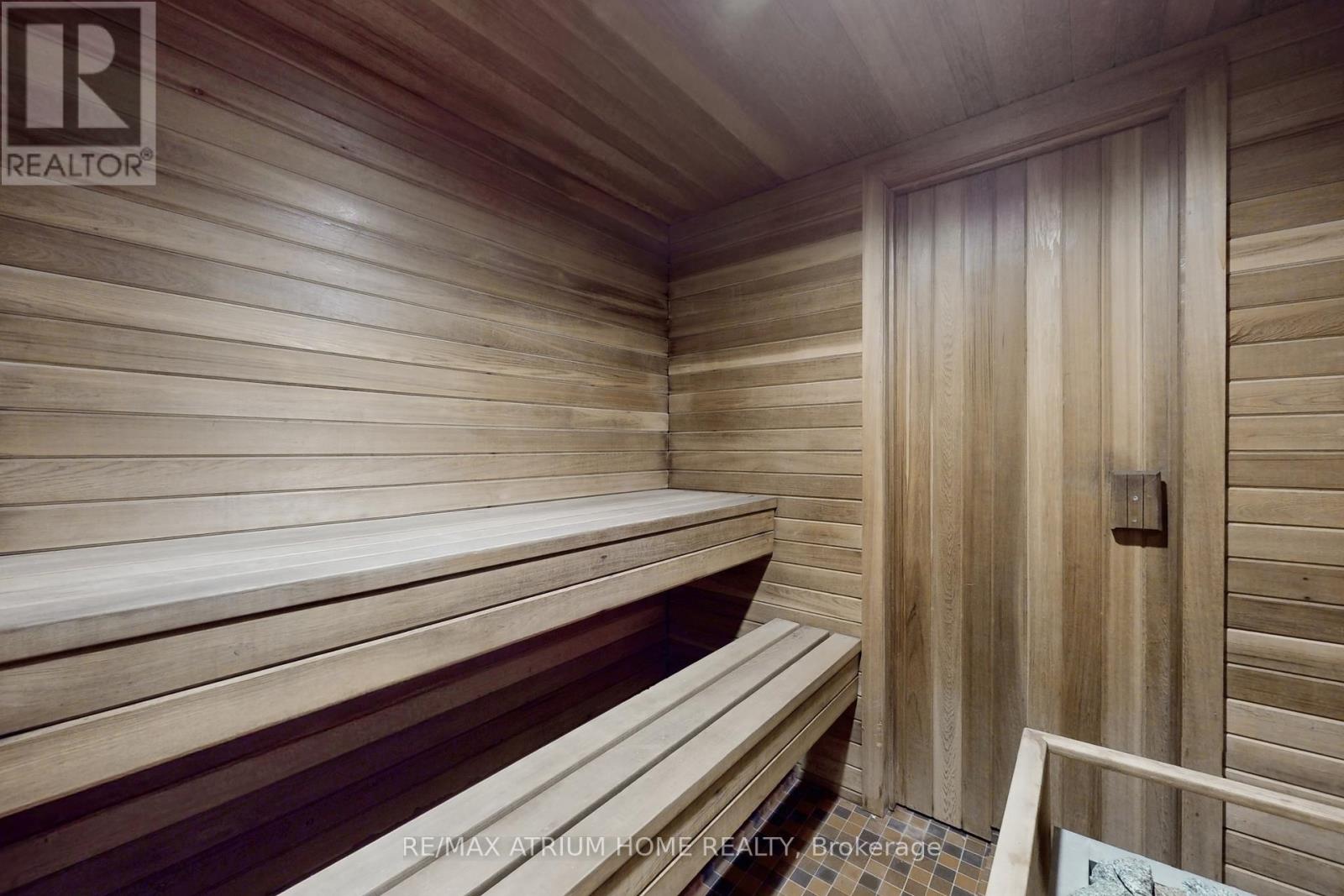 19 LIMCOMBE DRIVE - 35