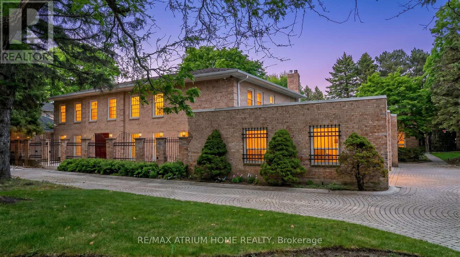 19 LIMCOMBE DRIVE - 5