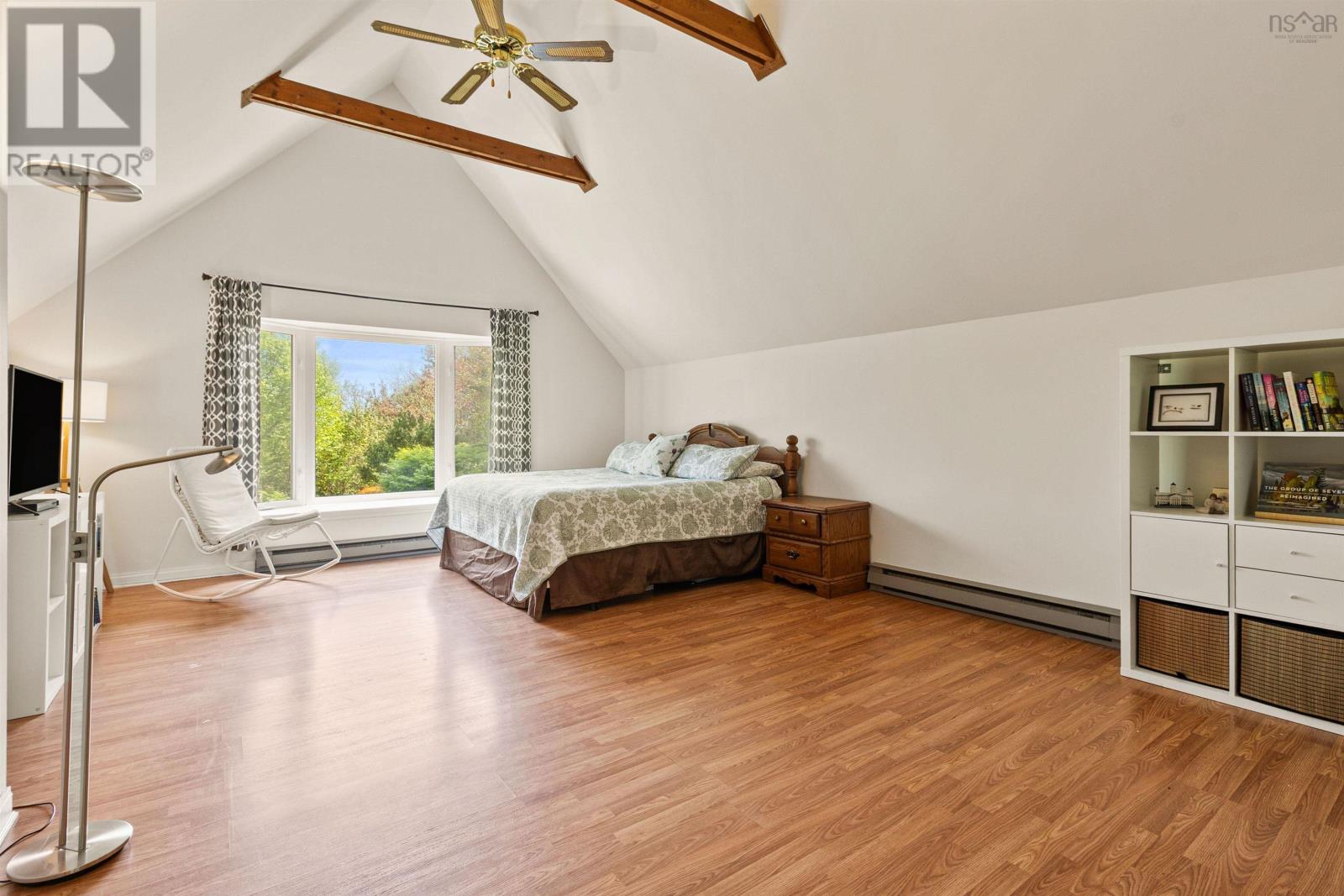 Property 13 of 51 of 252 Hillside Drive