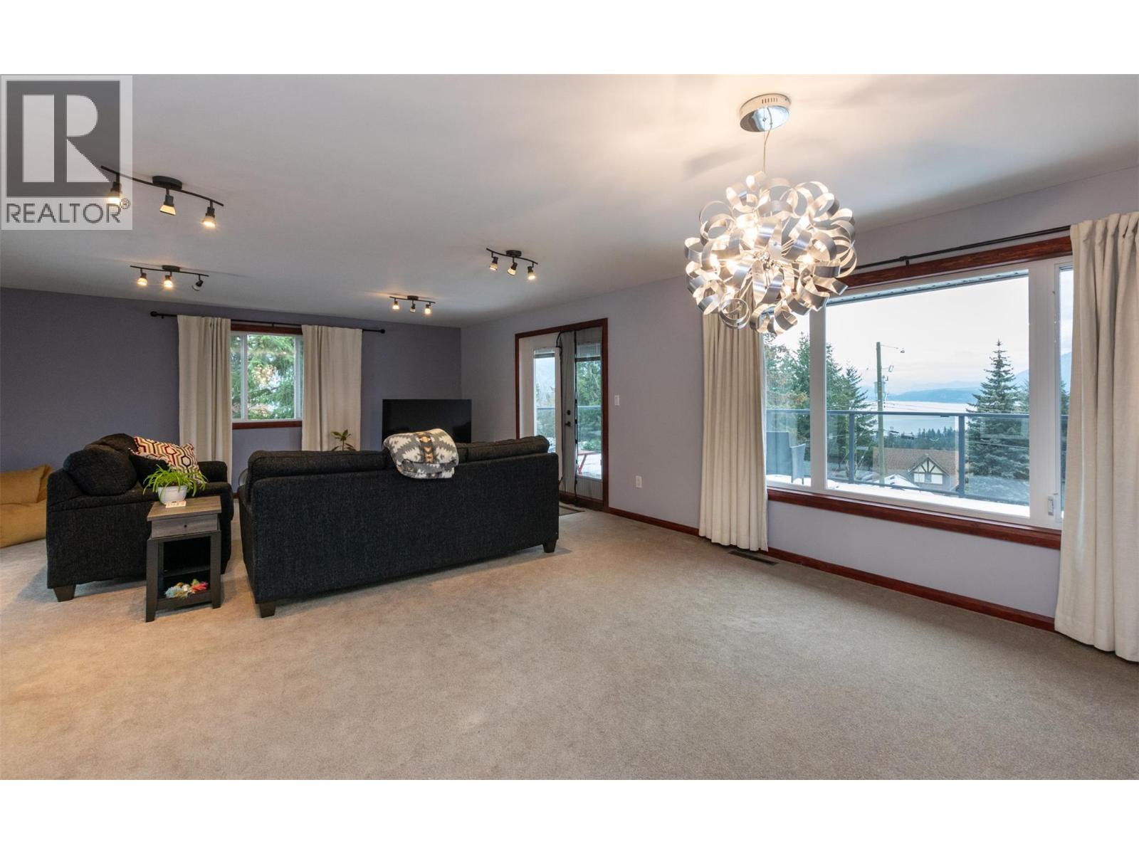 1350 13 Avenue SE - 22