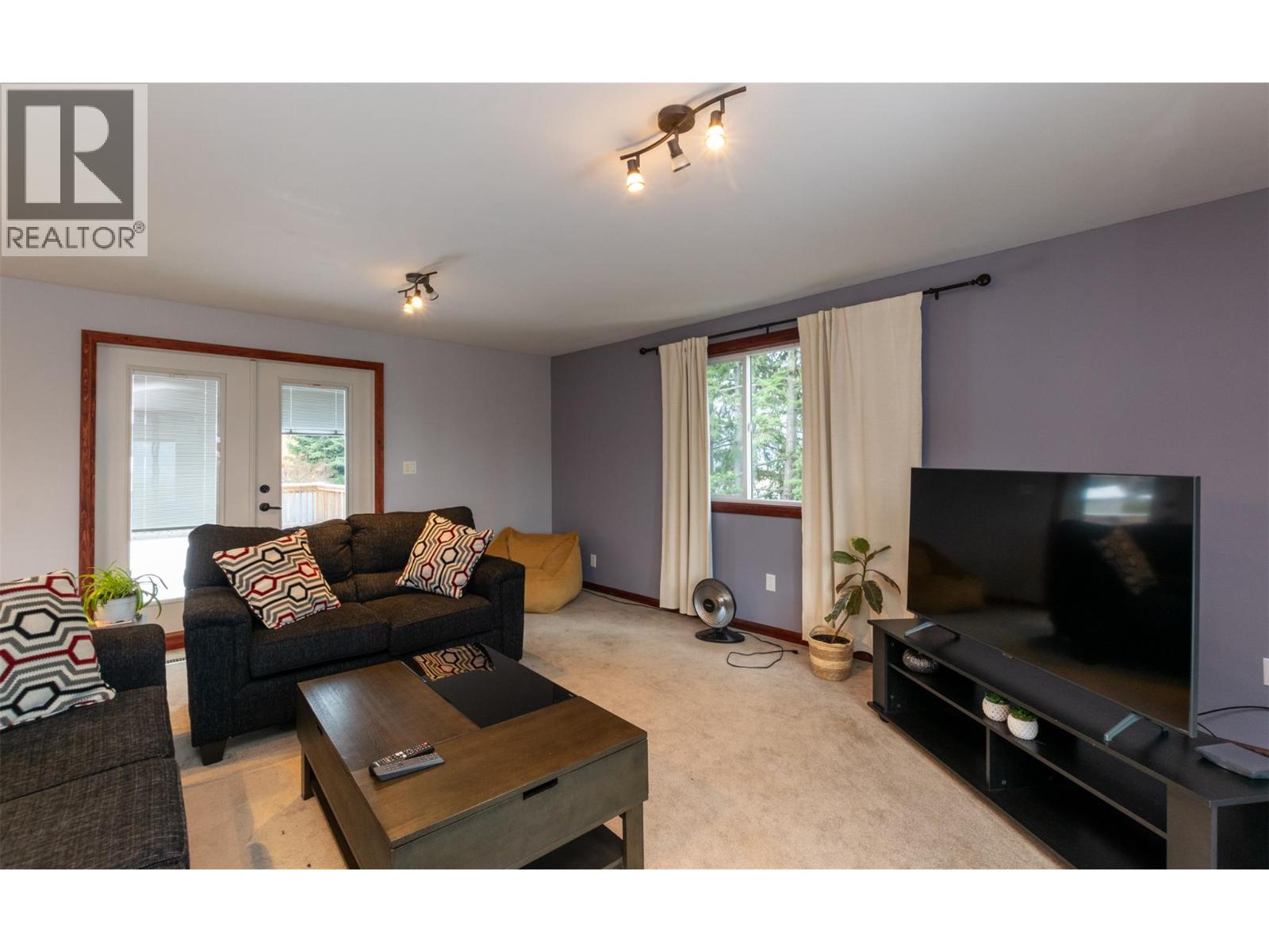 1350 13 Avenue SE - 24