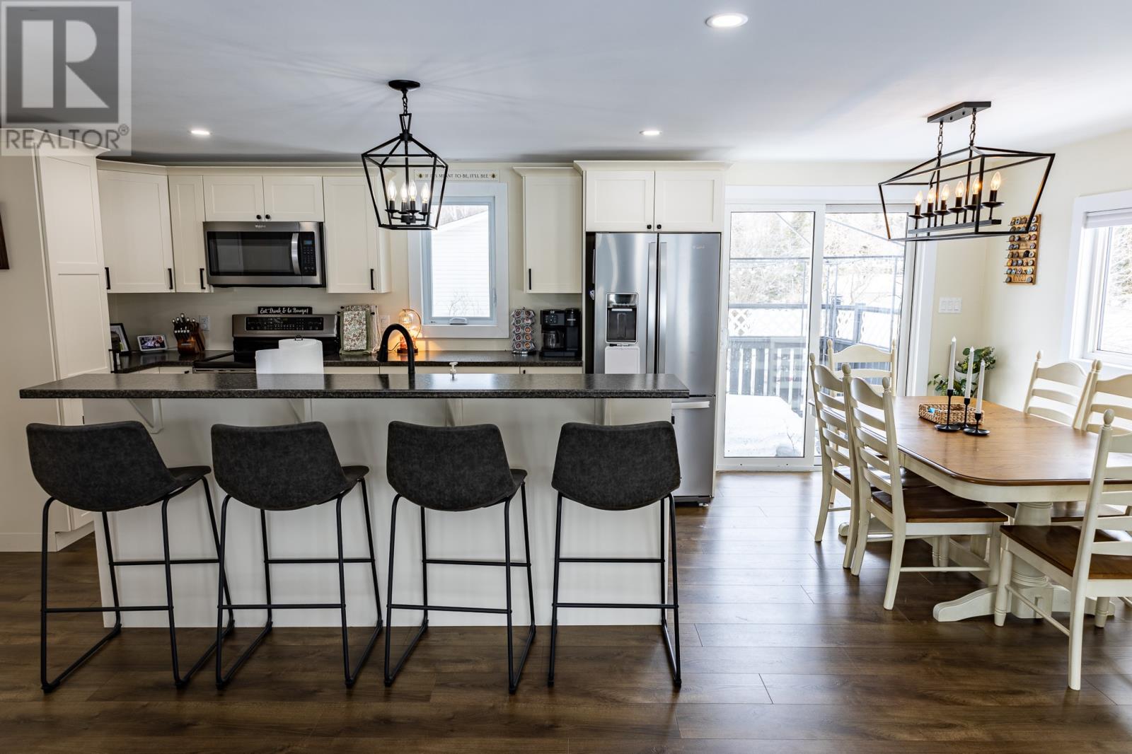 18 SEVENTH AVENUE - 8