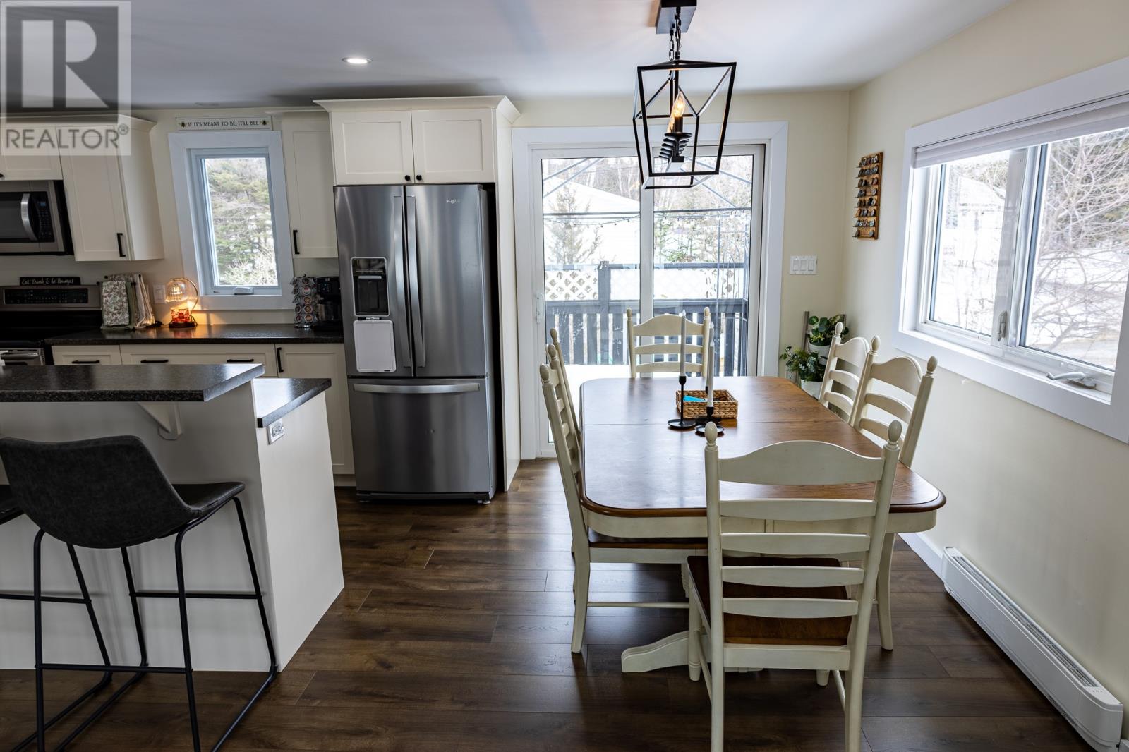 18 SEVENTH AVENUE - 7