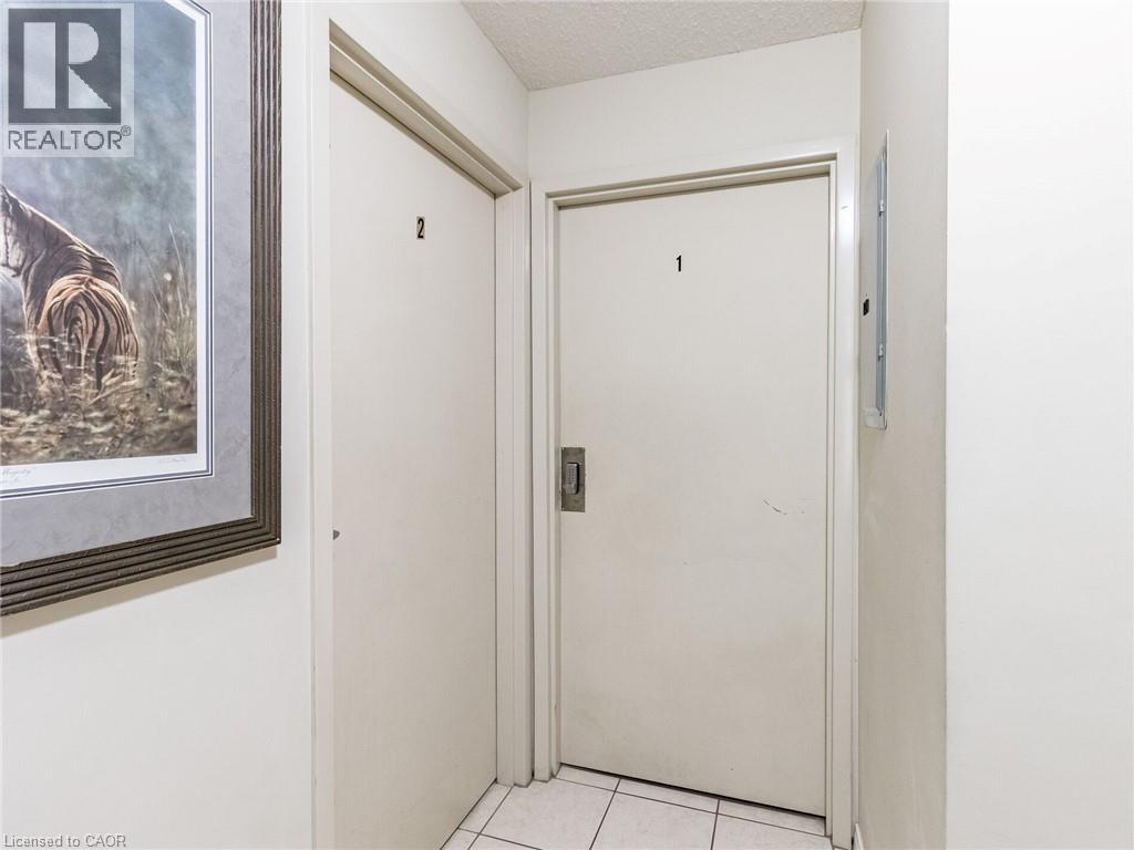 261 LESTER Street Unit# 301, Waterloo, Ontario, N2L3W6 — Photo 13