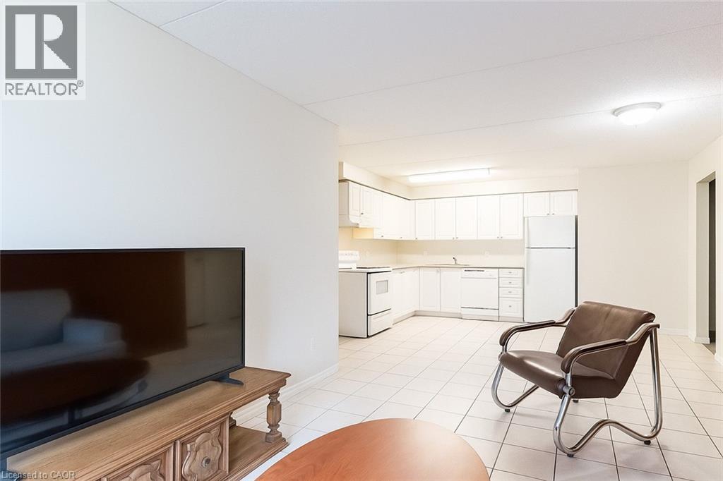 261 LESTER Street Unit# 301, Waterloo, Ontario, N2L3W6 — Photo 11