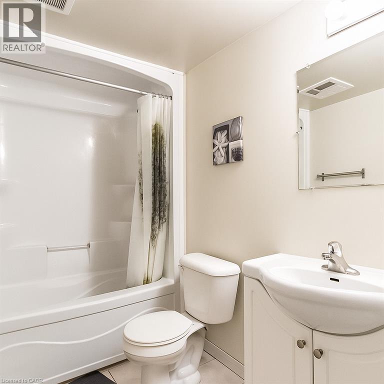 261 LESTER Street Unit# 301, Waterloo, Ontario, N2L3W6 — Photo 15