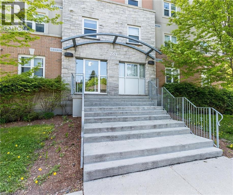 261 LESTER Street Unit# 301, Waterloo, Ontario, N2L3W6 — Photo 3