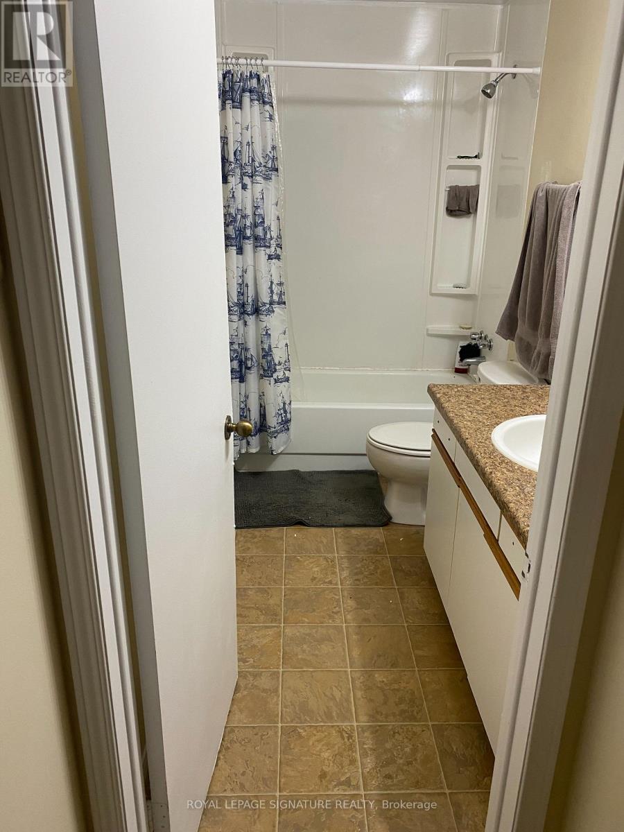 Unit 2 bathroom