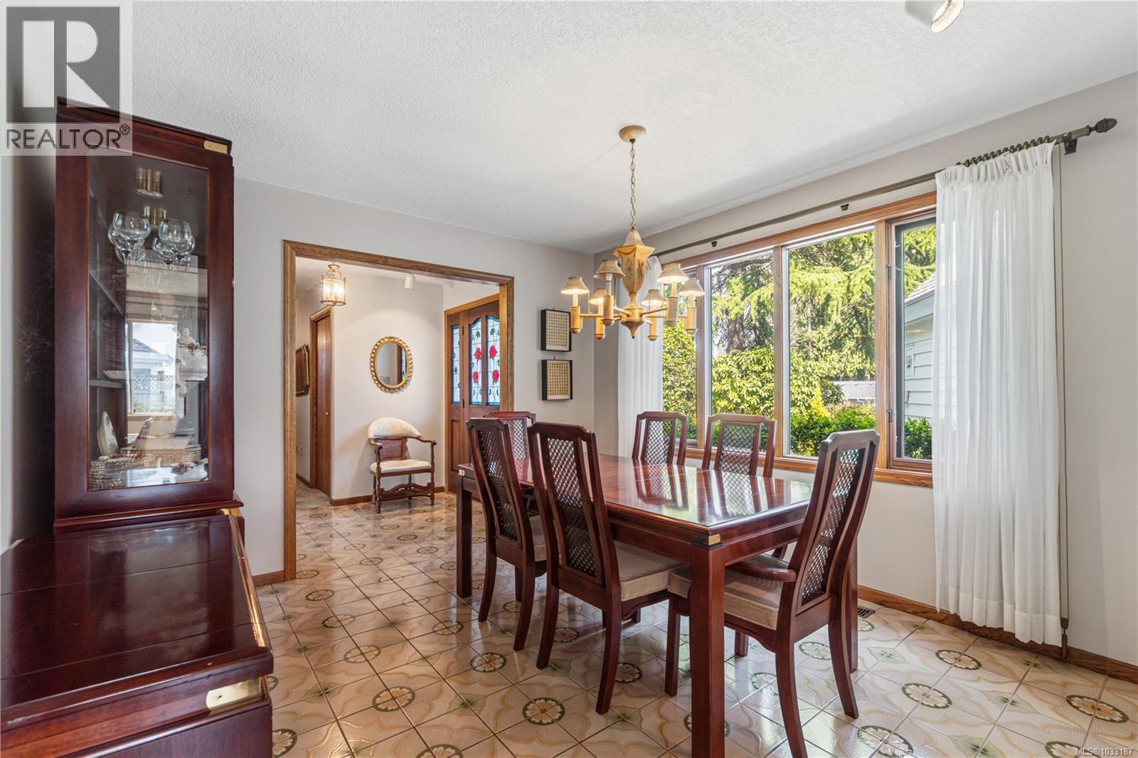 1156 Wedgewood Close - 12