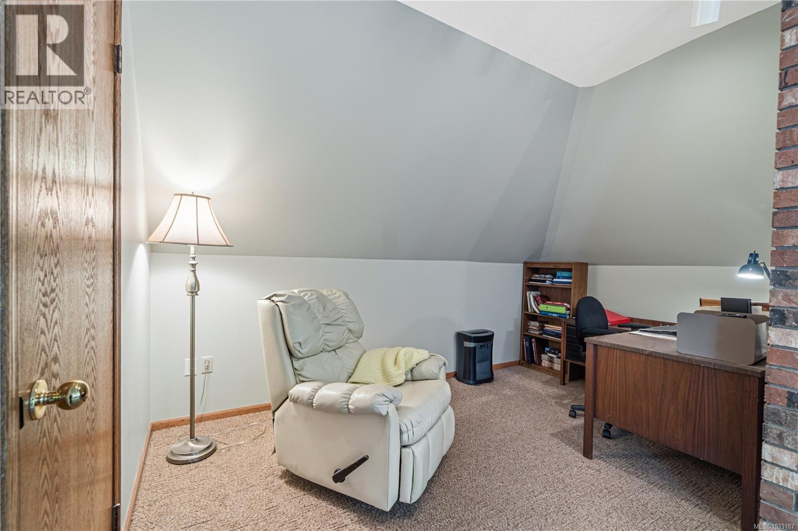 1156 Wedgewood Close - 40