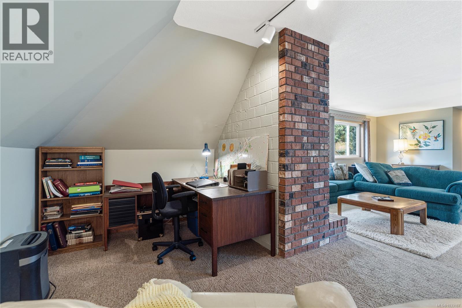 1156 Wedgewood Close - 41