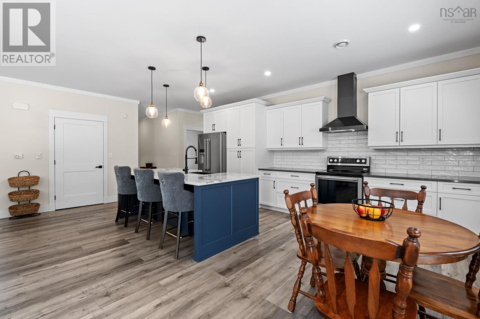 Property 15 of 49 of 139 Belle Drive