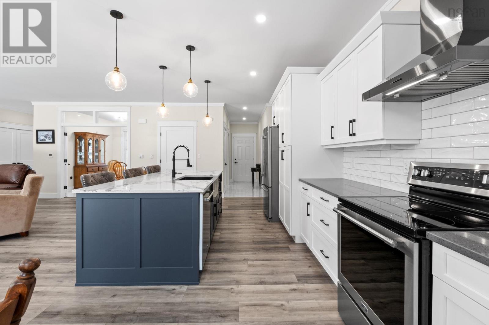 Property 17 of 49 of 139 Belle Drive