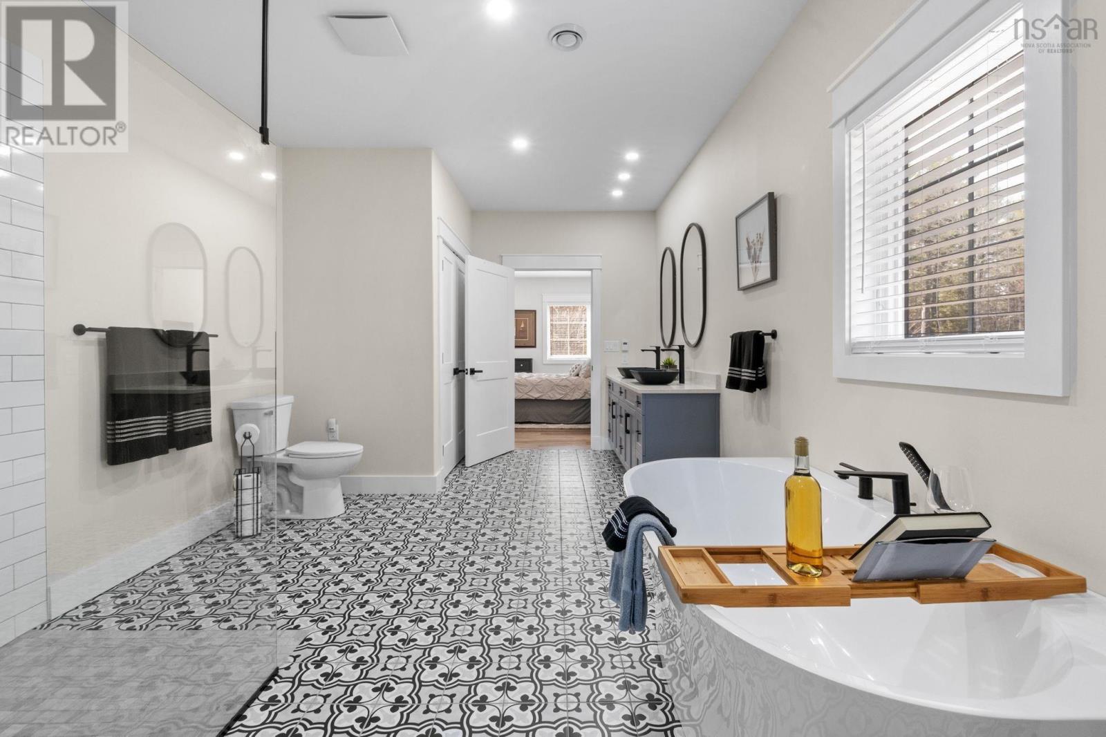 Property 26 of 49 of 139 Belle Drive