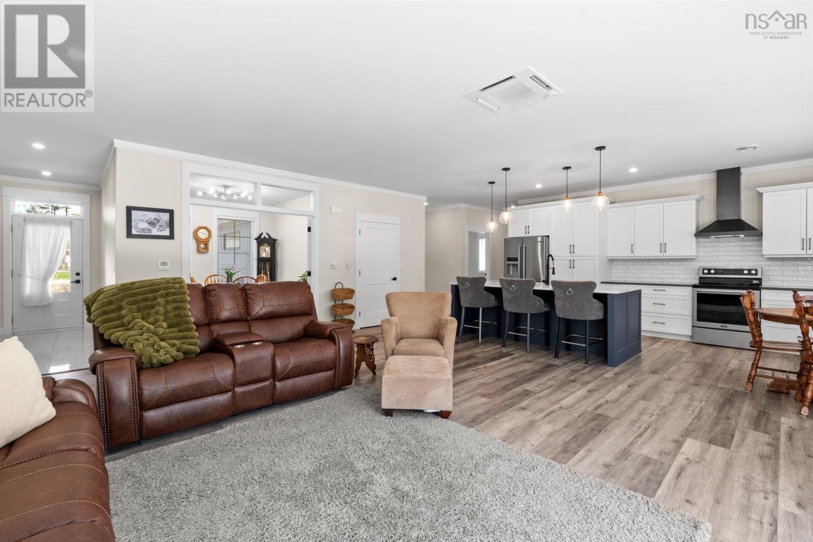 Property 7 of 49 of 139 Belle Drive