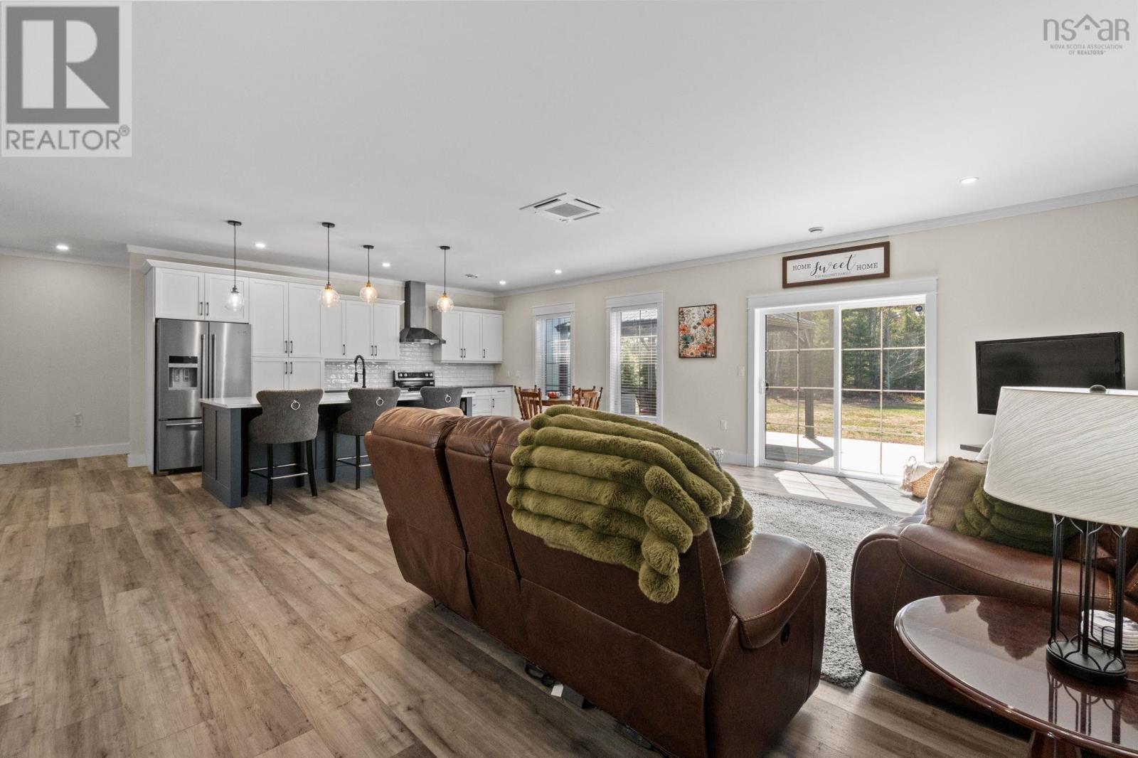 Property 8 of 49 of 139 Belle Drive