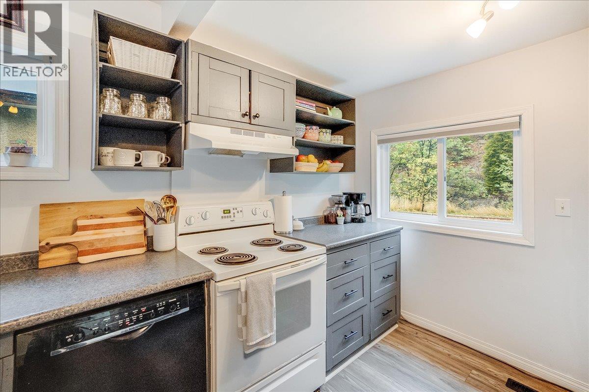 2034 Eighth Avenue - 16