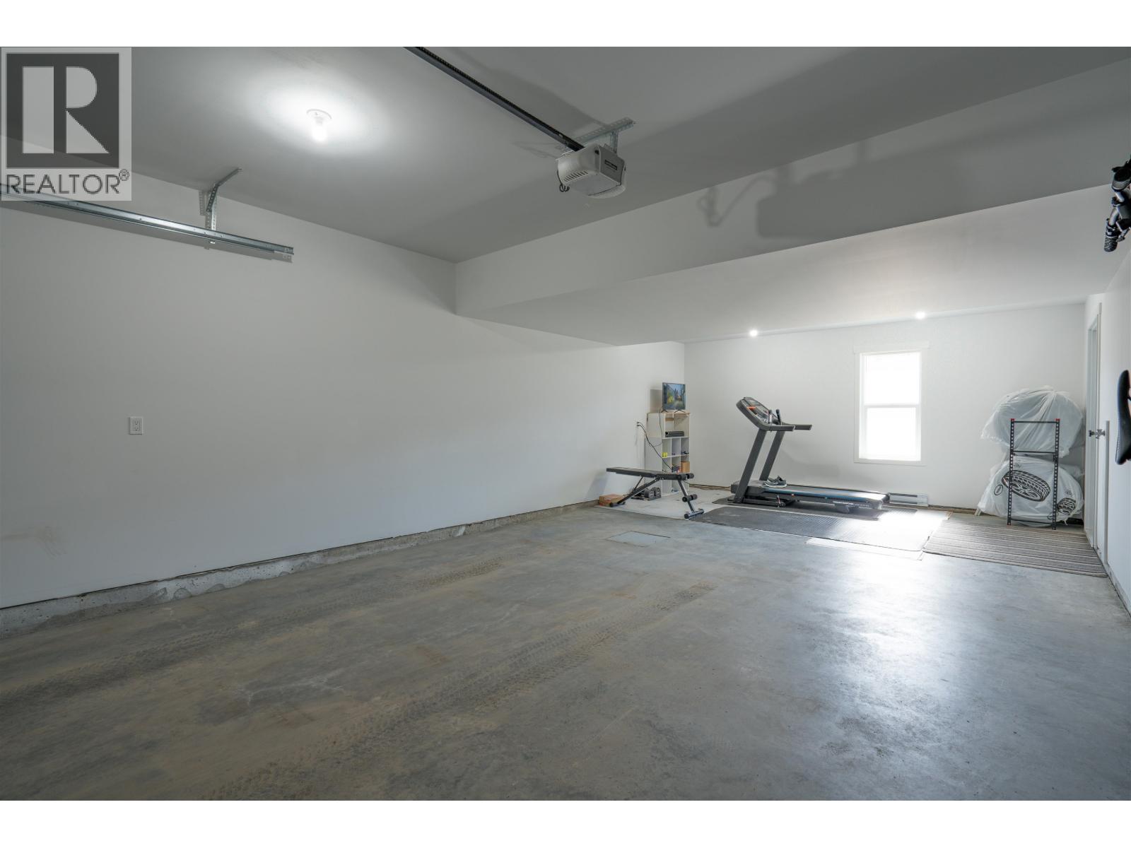 #105 7000 HUSBAND DRIVE - 34