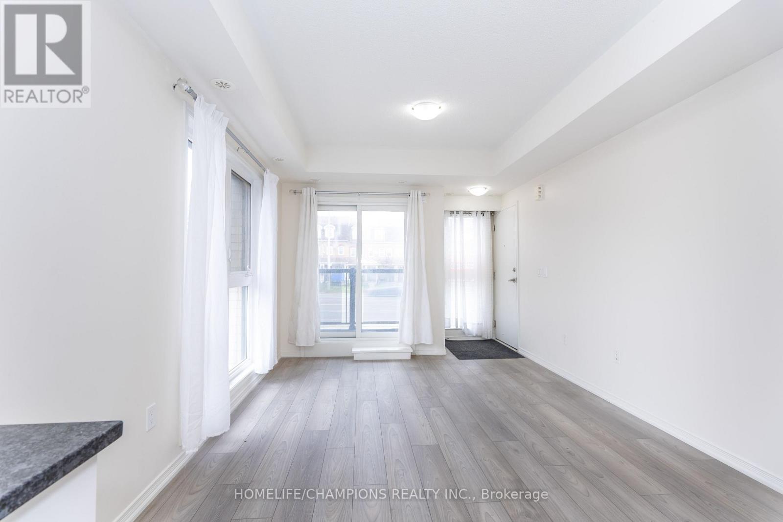 201 - 8825 SHEPPARD AVENUE E — photo 14