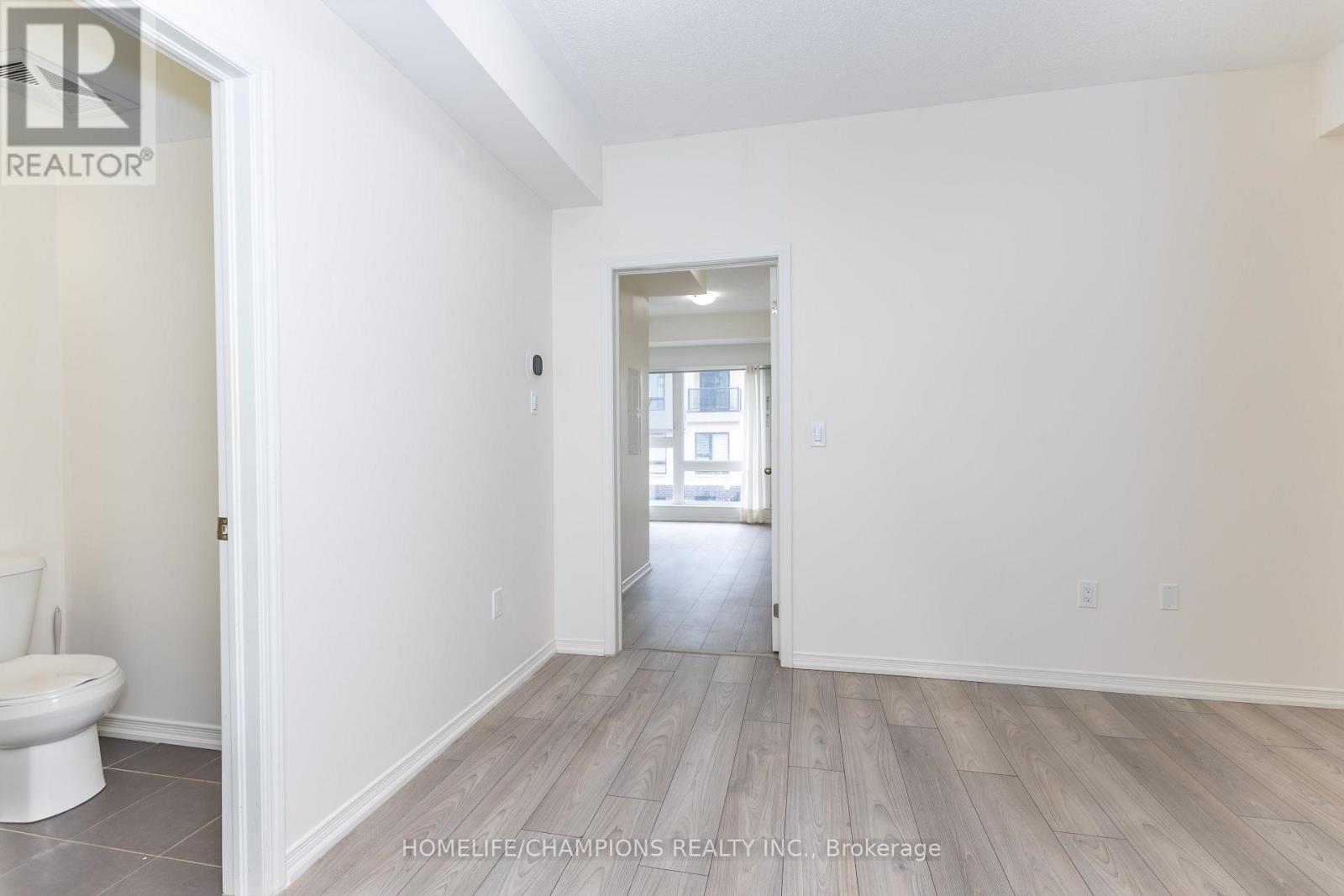 #201 8825 SHEPPARD AVENUE E - 15