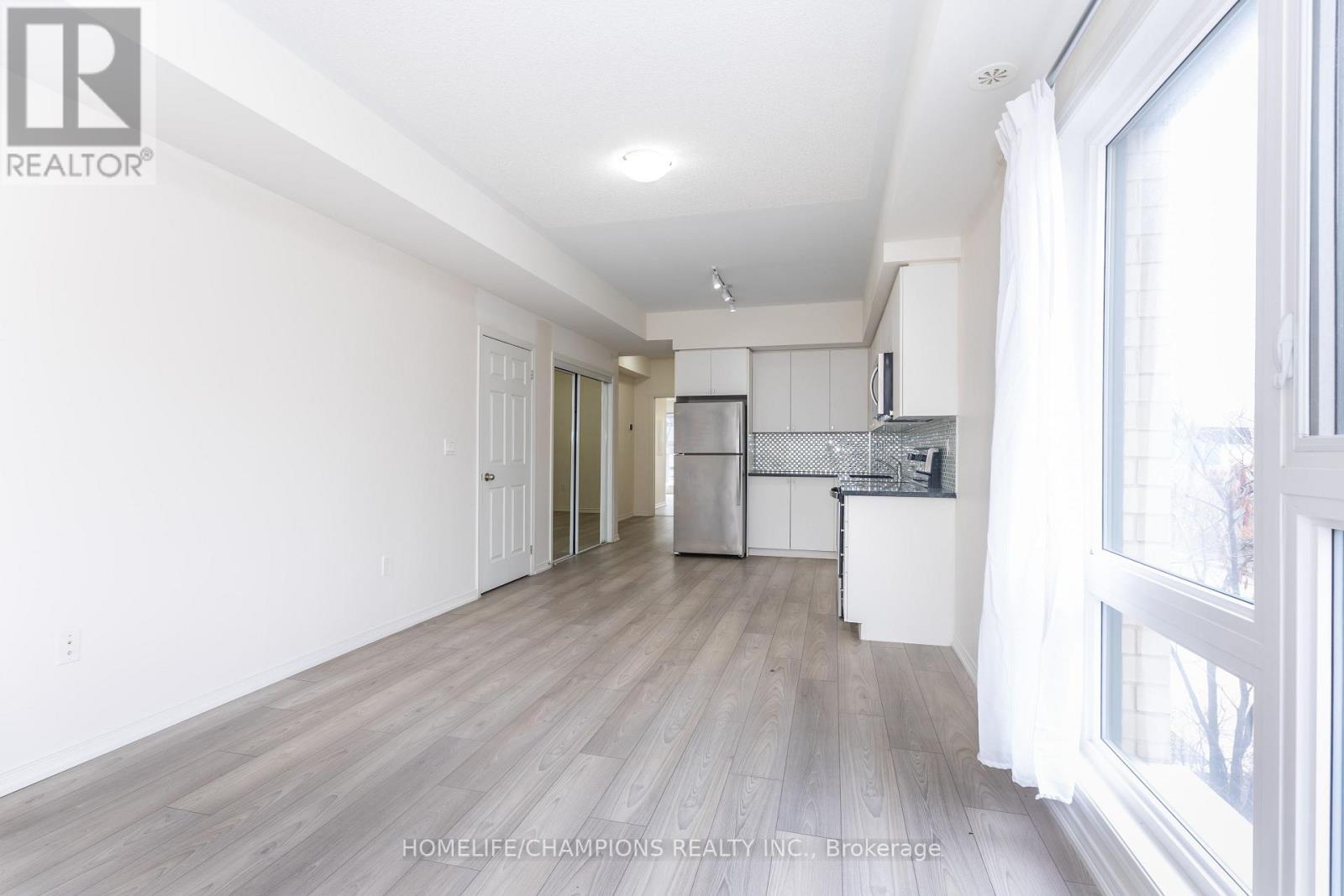 201 - 8825 SHEPPARD AVENUE E — photo 11