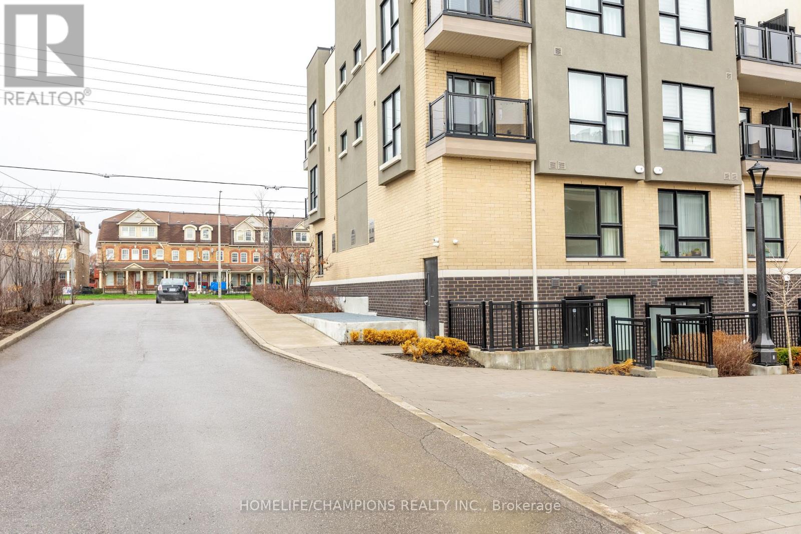 #201 8825 SHEPPARD AVENUE E - 30