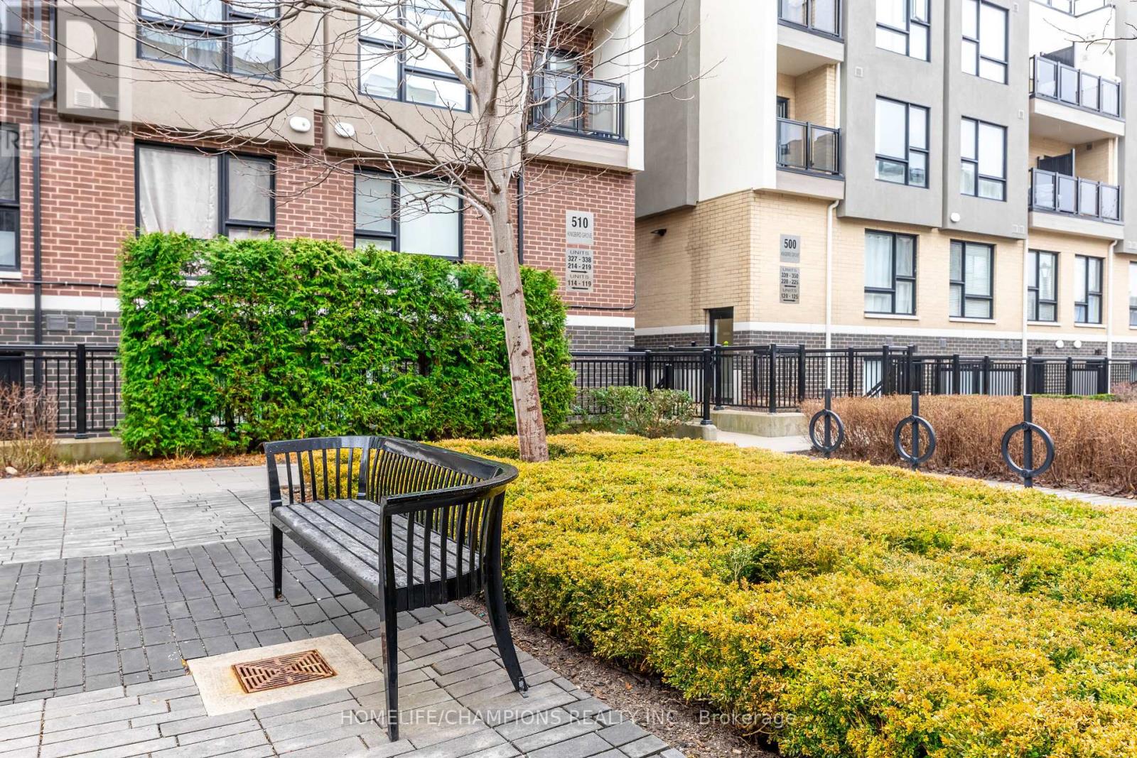 201 - 8825 SHEPPARD AVENUE E — photo 28