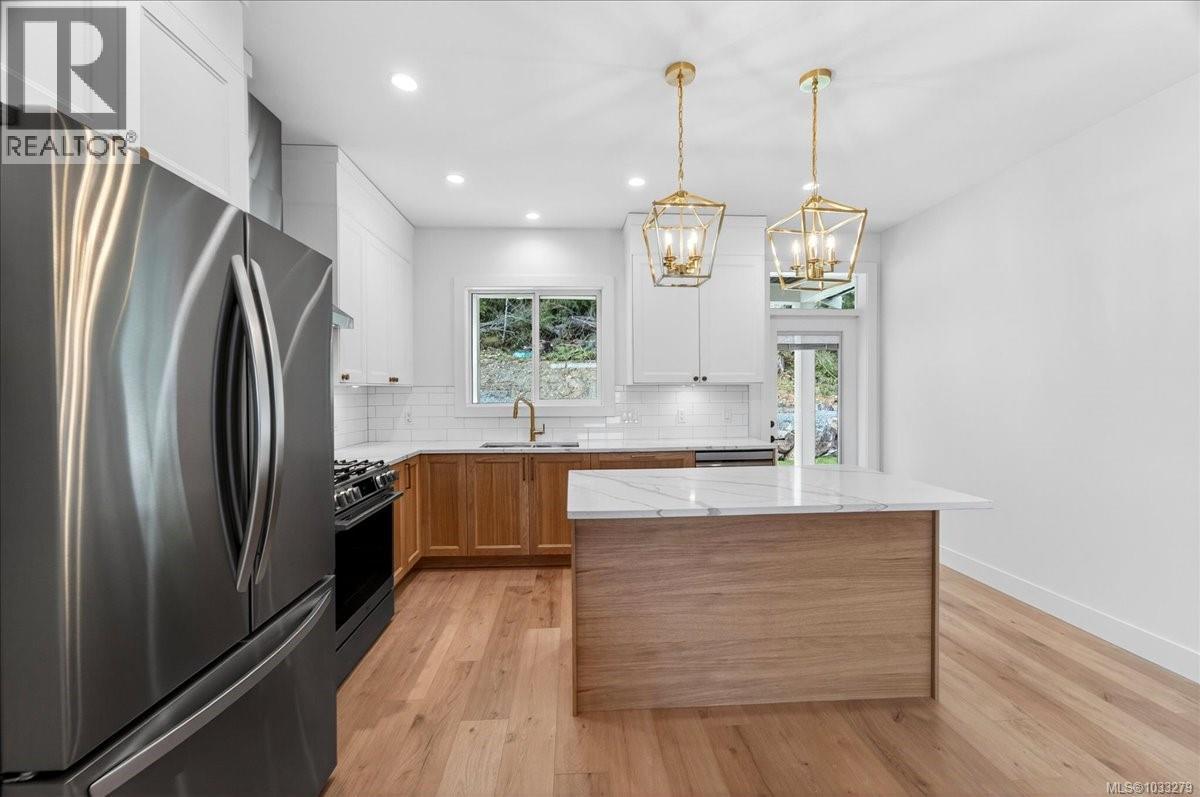  2584 Nickson Way, Sooke