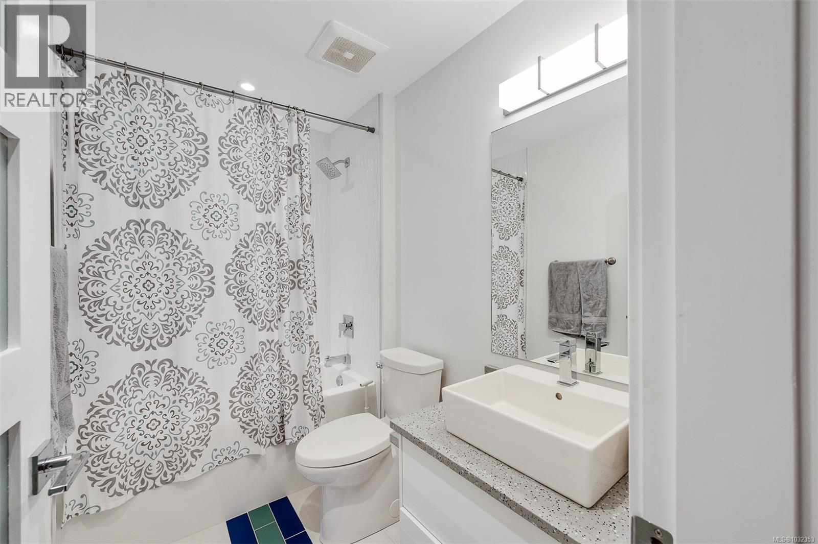 #N309 1105 Pandora Ave - 12