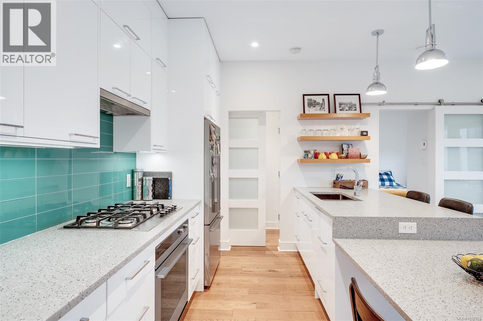 #N309 1105 Pandora Ave - 7