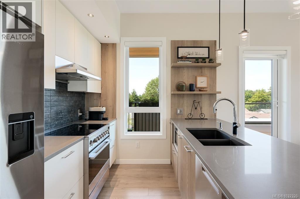 409 1588 North Dairy Road, Saanich