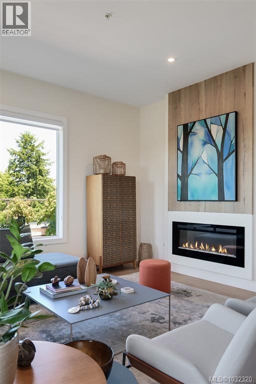 409 1588 North Dairy Road, Saanich