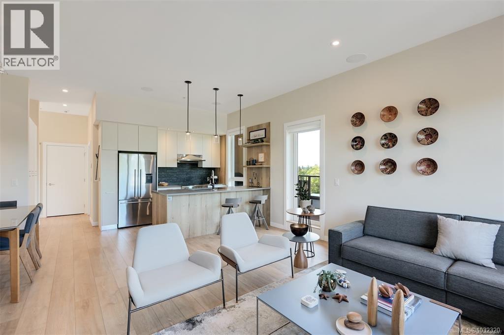 409 1588 North Dairy Road, Saanich